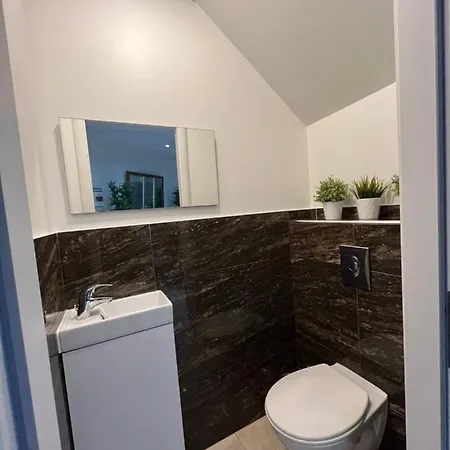 Apartment Pink Tropical Champagne Reims