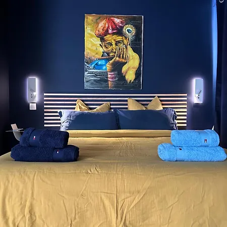 아파트 Pink Tropical Champagne *