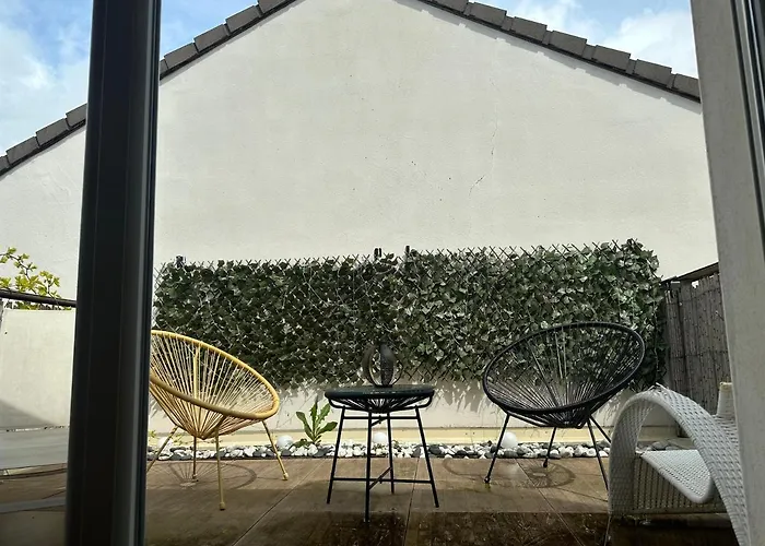 Pink Tropical Champagne